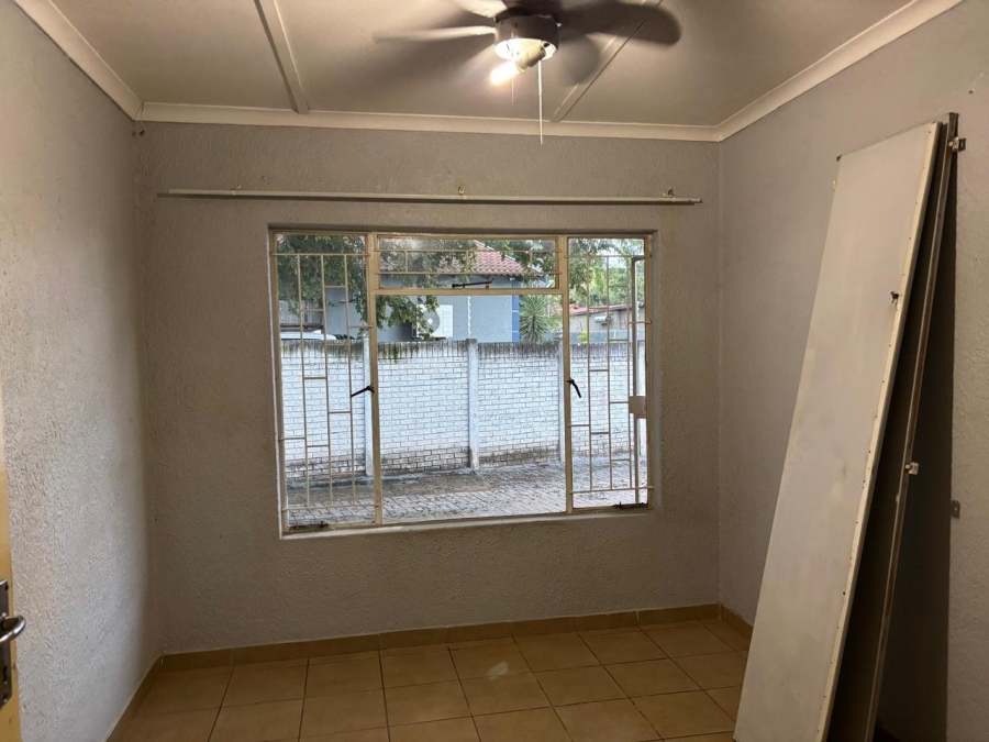 3 Bedroom Property for Sale in Geelhoutpark North West